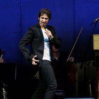 Josh Groban performs at the Bank Atlantic Center | Picture 111501